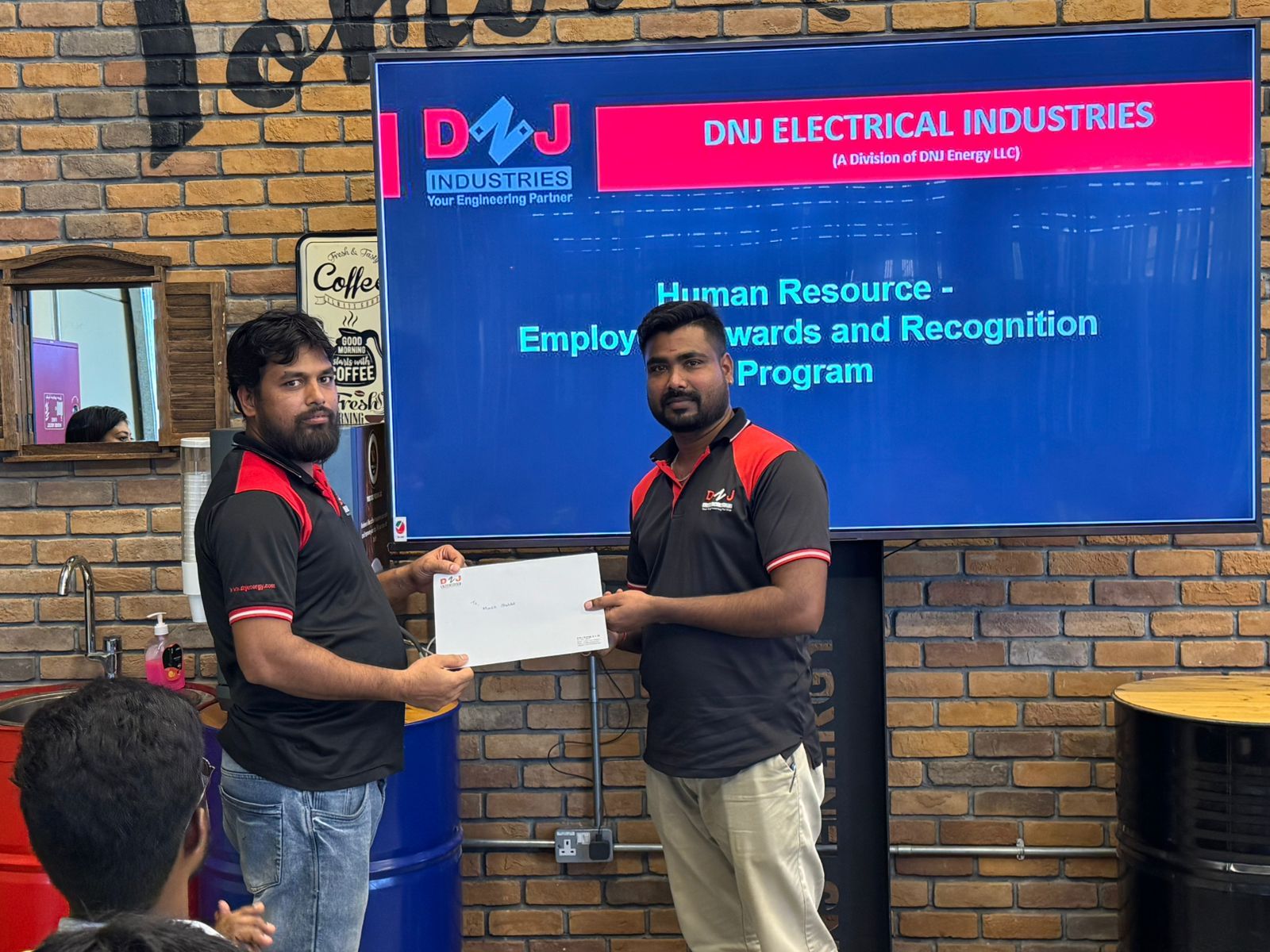 Employees_Rewards_2024_3